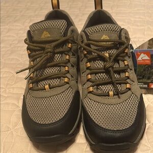 Men's Gray Hiking Shoes